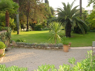 accommodation in cannes