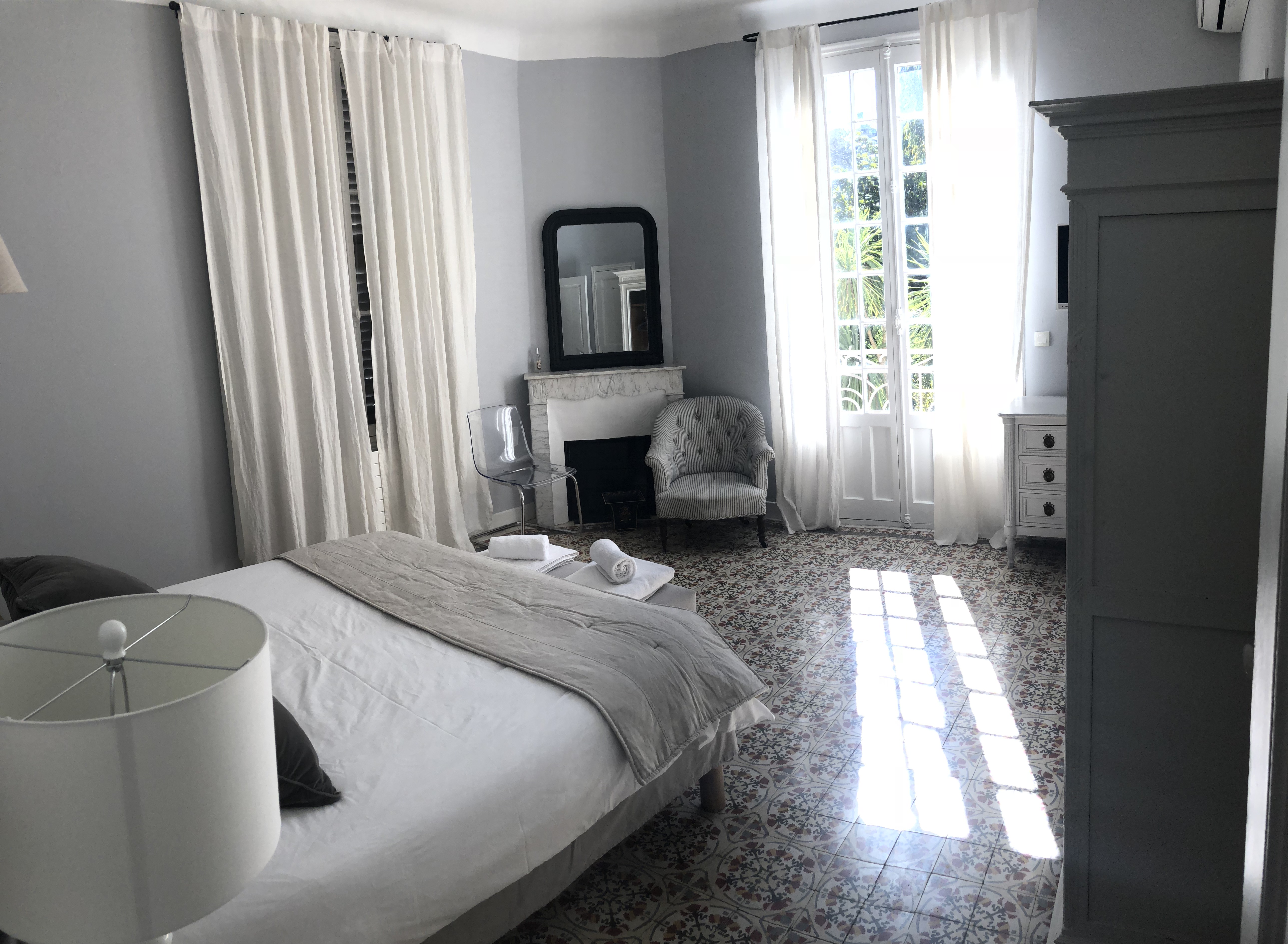 accommodation in cannes
